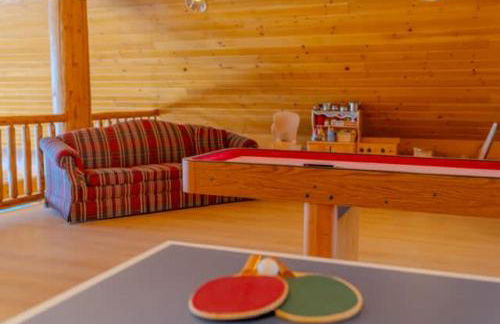 FoxHill Family Lodge Retreat with views from all sides and Hike over a hundred forty acres - Foto 47