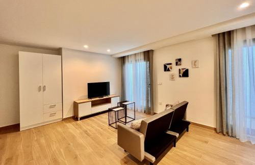 La Masion de Tout Seasonal Rental - Photo 46