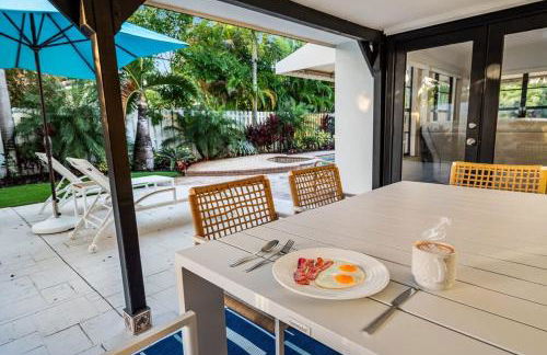 Tropical Getaway - Heated Pool & Patio Retreat - Foto 39