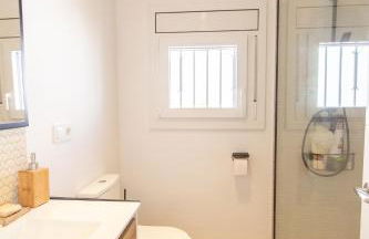 Tropical Oasis Costa Dorada with private pool - Foto 19