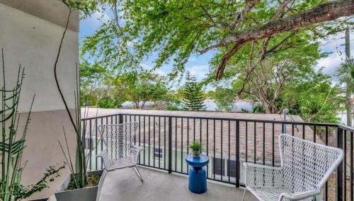 3BR 2.5BA Townhome-10 mins to FTL Beach and Downtown - Foto 3