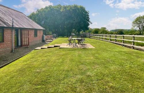 Rowdecroft Farm Cottage - Photo 17