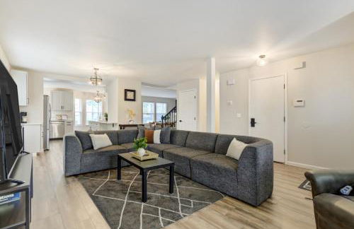 Modern 6BR Home in Briargate - Foto 9