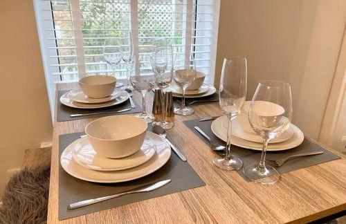 May Cottage - Heart of Vibrant Village & 10 mins Walk to Beach - Photo 34