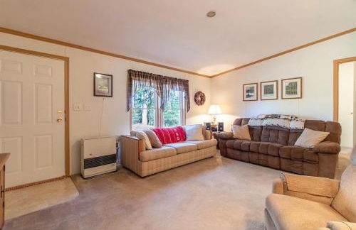 3BR 2BA with direct VAST Trail access on 10 Acres - Foto 13