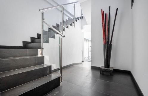 Atico moderno en Nervion con terraza - Foto 19