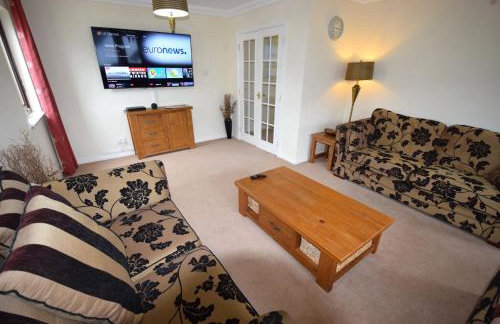 Ridgeview Villa - Partial loch view - Foto 6