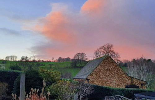 Cotswolds Cottage Ilmington with Wood Burning Stove & BBQ - pet friendly - Foto 32