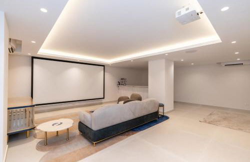 Stunning 6-Bedroom Villa in Guadalmina Baja - Foto 30