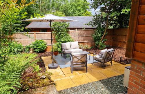 Luxury Wood Lodge with sauna, log burner & private woodland garden - Wnion Wood Lodge - Foto 35