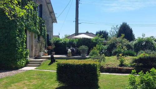 Maison ancienne de 170 m2 - Photo 1, Garden