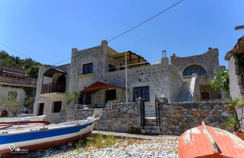 Panorama - Unique Beachfront Stone House in Alipa-Mani - Foto 9