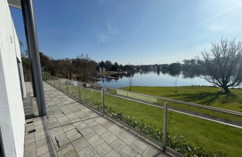 Lakeside Apartment - Photo 13