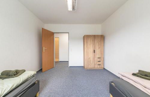 Monteurapartment I 8 Betten I Küche I Waschmaschine I Balkon - Foto 42