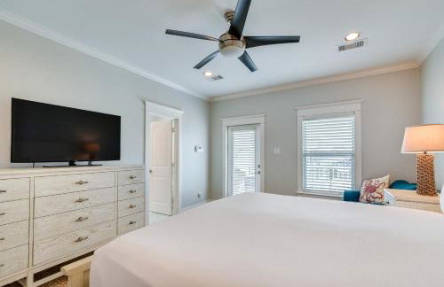 Walk to Ocean! Group Beach House in Galveston - Photo 17