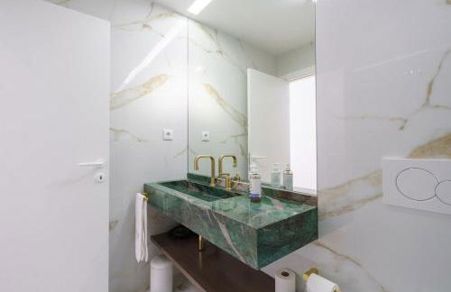 NEW! Stylish Portuguese Soul Retreat in Belém 4p - Photo 37