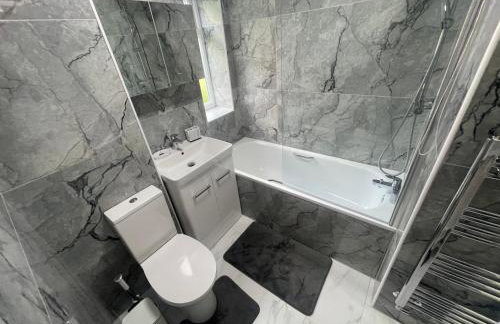 Oxford, 2 Bedroom Private Flat with Parking - Foto 8