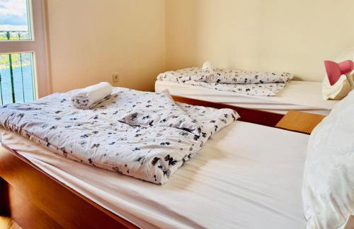 Spacious Stone Villa with Sea Views - Foto 14