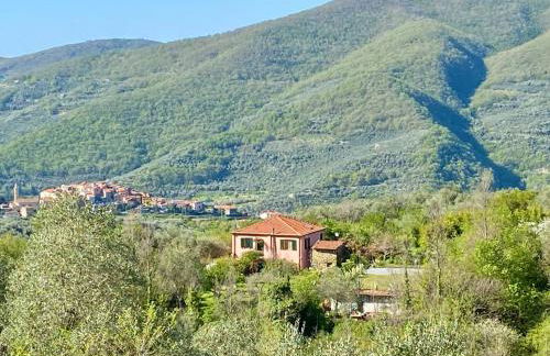 Country House With Big Garden - Photo 2