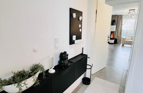 Apartment LilaMoon Unna Dortmund Flughafen Parkplatz Netflix Disney plus 80qm Erdgeschoss - Foto 7