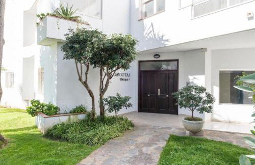 SEA VIEW & BEACH ACCESS - Center - Parking - Photo 33