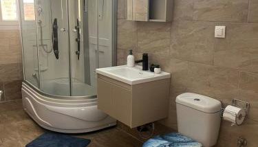 Britshouse - Foto 1