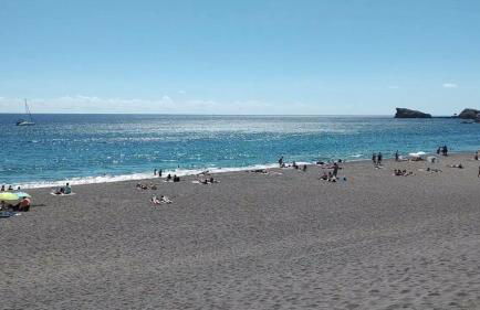 Populo Beach Apartment - Photo 16