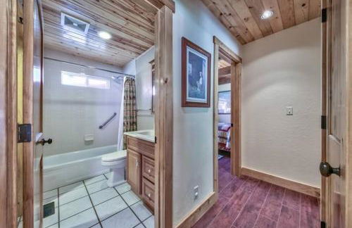 Tahoe Townie - Cozy Cabin in South Lake Tahoe! - Foto 14