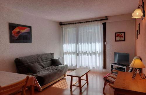 Appartement cosy à Autrans, 32m², proche pistes, 4 pers., parking inclus - FR-1-737-50 - Foto 3