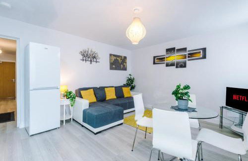 1BR & 2BR Apt -for CONTRACTORS- free PARKING close to EVERTON & ANFIELD stadium, Liverpool City Centre managed by Chique Properties Ltd - Foto 29