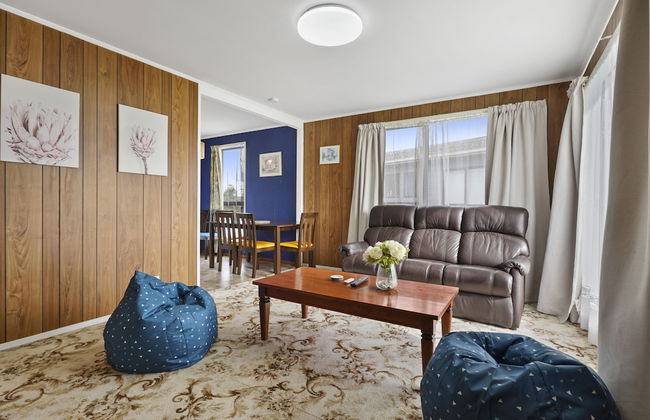 Family 3BR Home with Netflix&Fenced Yard - Foto 16