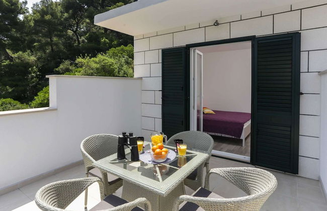 Apartments Posta - One-bedroom Apartment With Terrace and Sea View - Apartman 5 - Photo 1