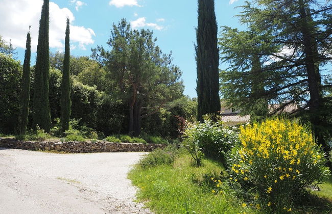 Holiday Home in Villes-sur-auzon With Pool - Foto 28