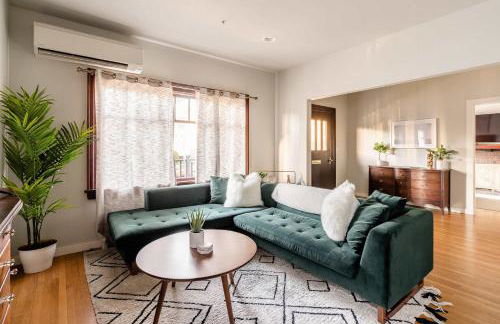 Stay Portland - Well-Preserved Quintessential 1922 Craftsman - Photo 7