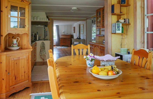 6 Person Holiday Home in Blomstermala - Foto 5