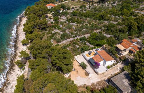 Villa Mala Smišna Poolside Paradise by the Sea - Photo 50