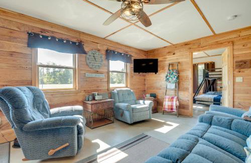 Toivola Home with Fire Pit 8 Mi to Lake Superior! - Foto 7