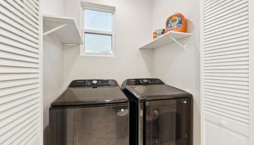 The Longhorn Luxe with Game Room and Fire pit and Karaoke - Foto 3