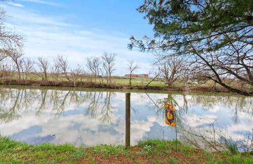 Creekside Stay | Peaceful Cottage | Elkhorn - Foto 46