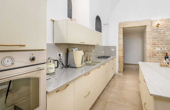 Nina Luxury Apartment - Photo 14