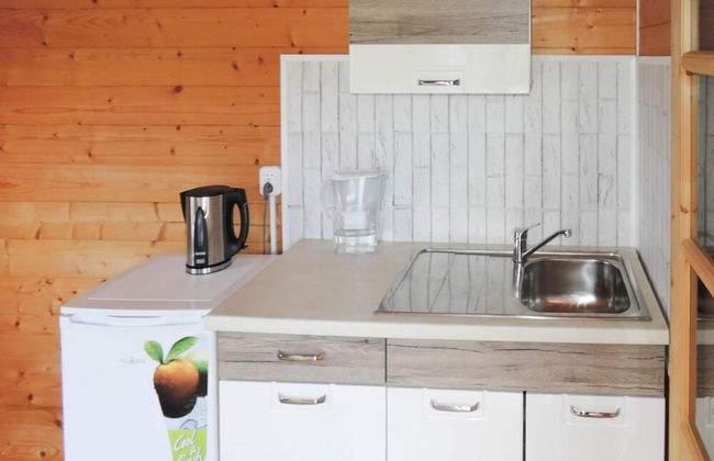 Bungalow With Terrace and Scenic Grounds - Photo 5