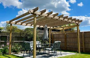 Outstanding 6 Bedroom House Cotton End, Bedford - Foto 11