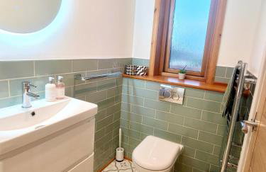 Hillside Park Studio - Photo 18