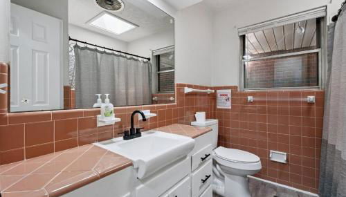 5BR Home Large Backyard Group-Friendly #12 - Foto 4