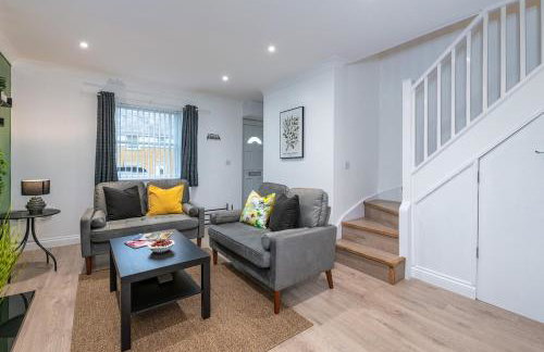 Modern 3BR Home - Designated Parking - Groups - Foto 8