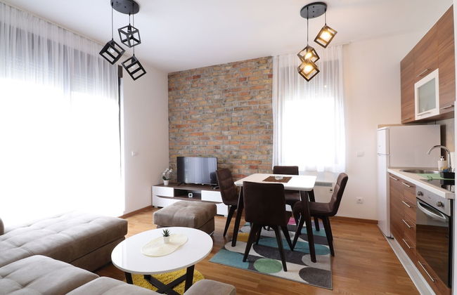 All Seasons Residence - Photo 16