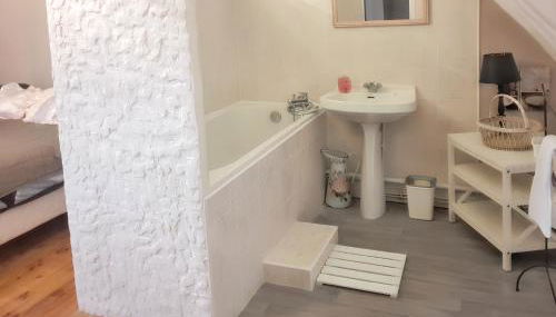 Charmante maison près de Primelin avec jardin et terrasse - Foto 5