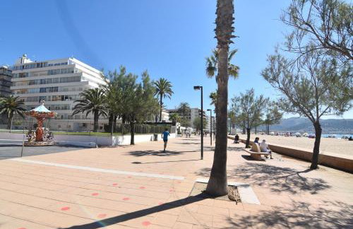 Rnet - RHC 2712 Roses Holiday Center - Photo 35