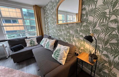 61 Moorfields city centre apartment sleeps 10 - Photo 24