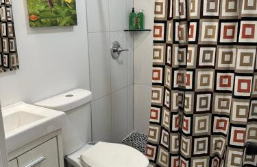 Modern Ranch near Knapp Center, Downtown - Foto 18